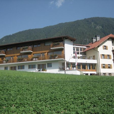 Garni - Appartement Neumairhof Rasun di Sopra Exterior photo