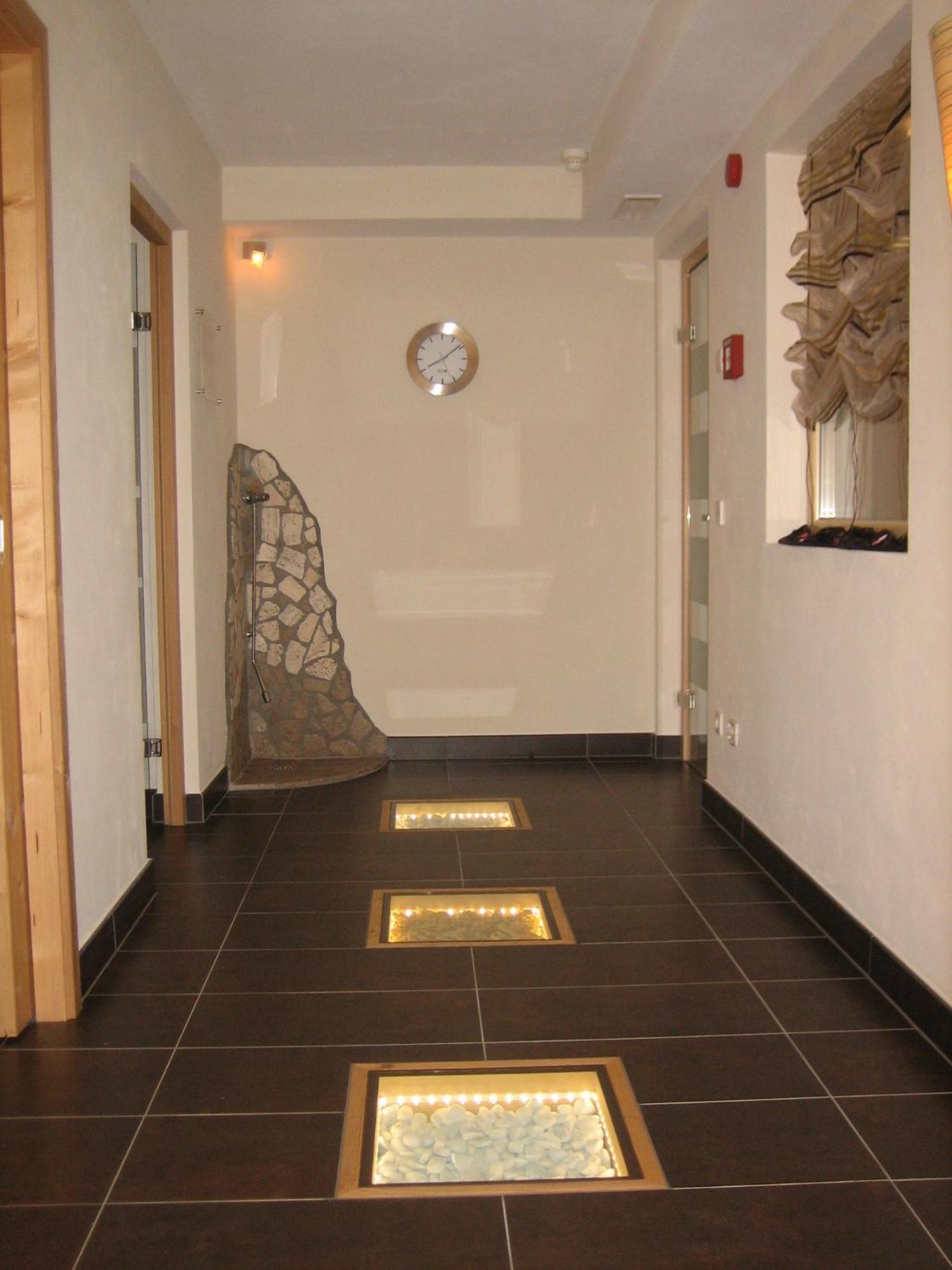Garni - Appartement Neumairhof Rasun di Sopra Exterior photo